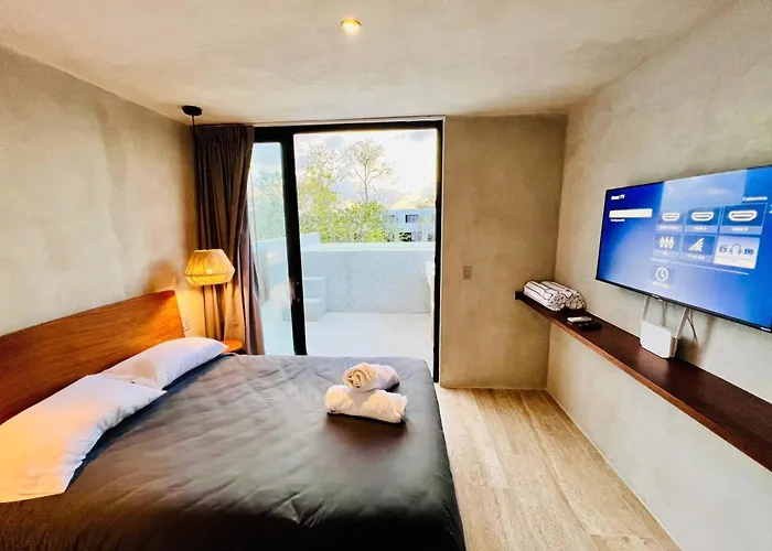 412 Seremonia Selva Private Pool & Grill 2 Bedroom